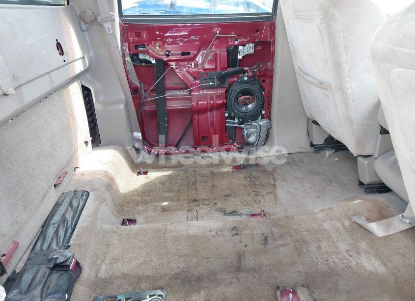 Photo 8 of 2004 Chevrolet Silverado 2500 LS (VIN 1GCGK23U44F114878)