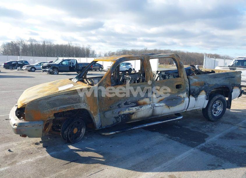 Photo 6 of 2004 Chevrolet Silverado 2500 LT (VIN 1GCGK23U54F190612)