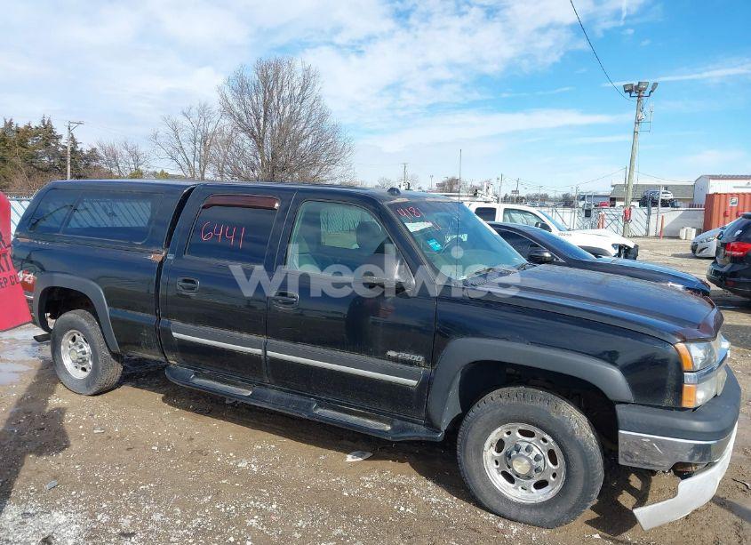 Photo 13 of 2004 Chevrolet Silverado 2500 LS (VIN 1GCGK23U84F146779)