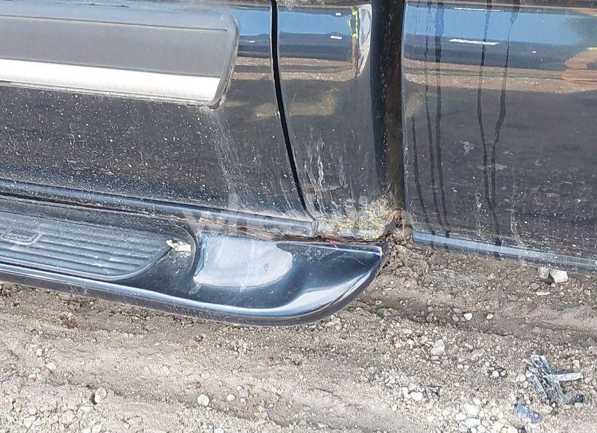 Photo 18 of 2004 Chevrolet Silverado 2500 LS (VIN 1GCGK23U84F146779)