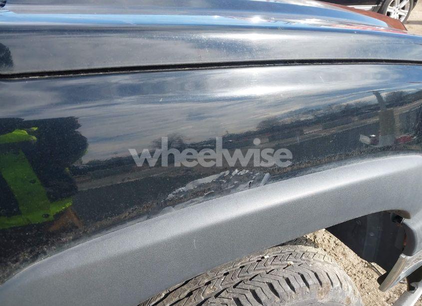 Photo 19 of 2004 Chevrolet Silverado 2500 LS (VIN 1GCGK23U84F146779)