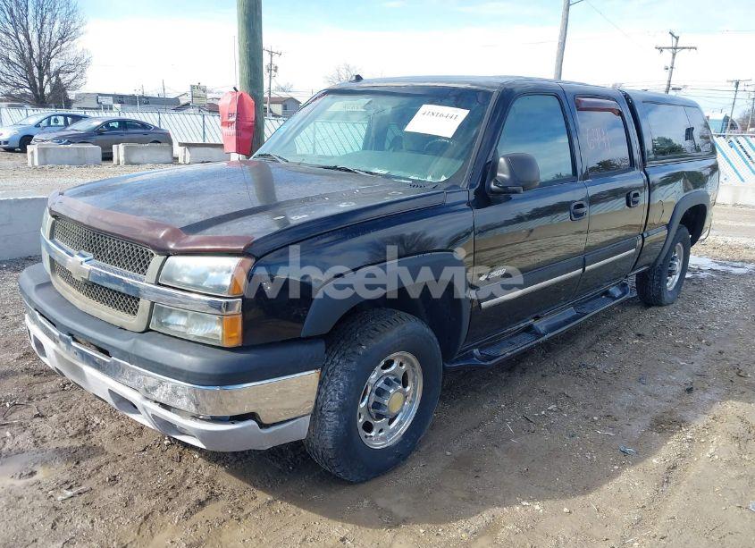 Photo 2 of 2004 Chevrolet Silverado 2500 LS (VIN 1GCGK23U84F146779)