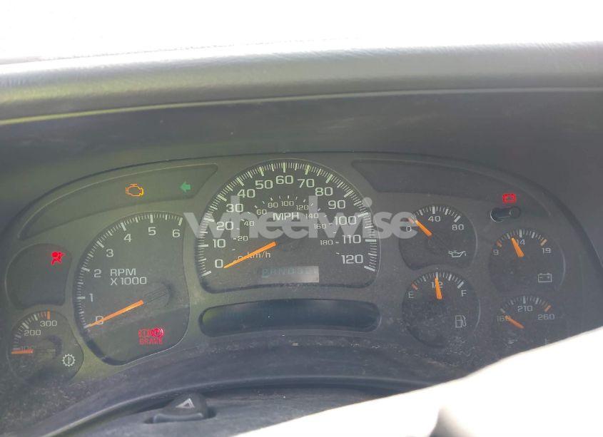 Photo 7 of 2004 Chevrolet Silverado 2500 LS (VIN 1GCGK23U84F146779)