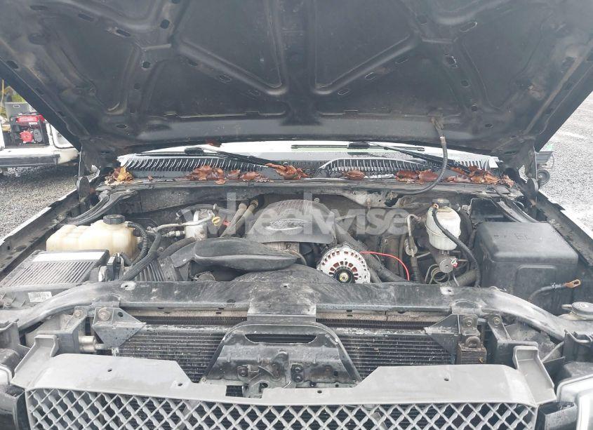 Photo 10 of 2004 Chevrolet Silverado 2500 LS (VIN 1GCGK23U84F181726)