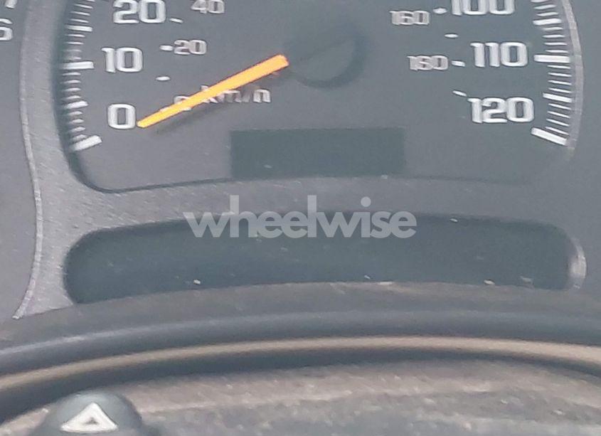 Photo 15 of 2004 Chevrolet Silverado 2500 LS (VIN 1GCGK23U84F181726)