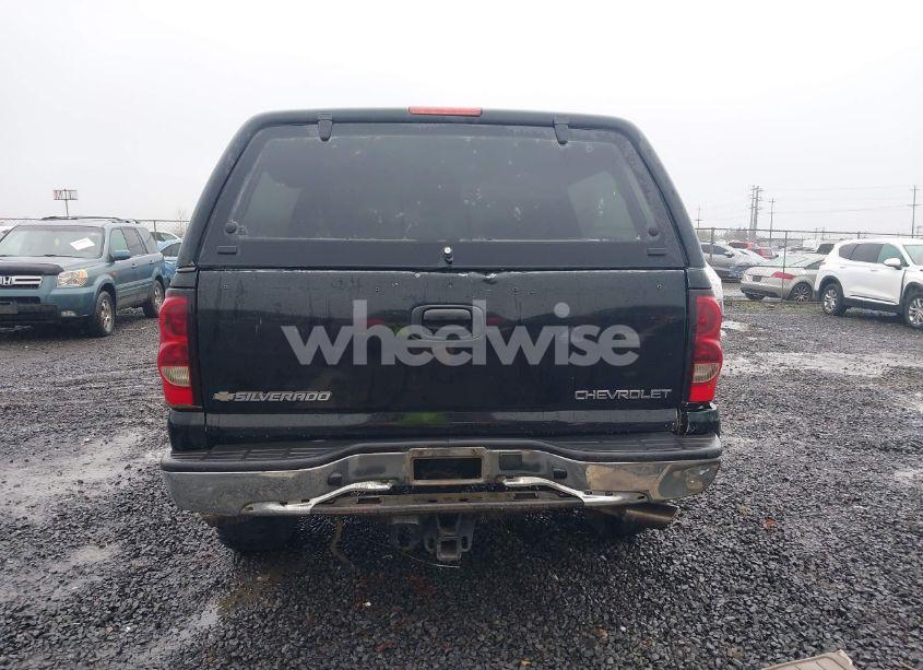 Photo 16 of 2004 Chevrolet Silverado 2500 LS (VIN 1GCGK23U84F181726)