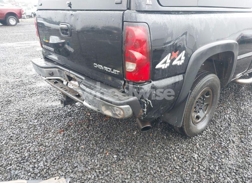 Photo 6 of 2004 Chevrolet Silverado 2500 LS (VIN 1GCGK23U84F181726)