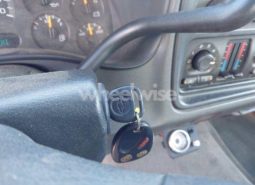 Photo 11 of 2004 Chevrolet Silverado 2500 LS (VIN 1GCGK23U94F217116)