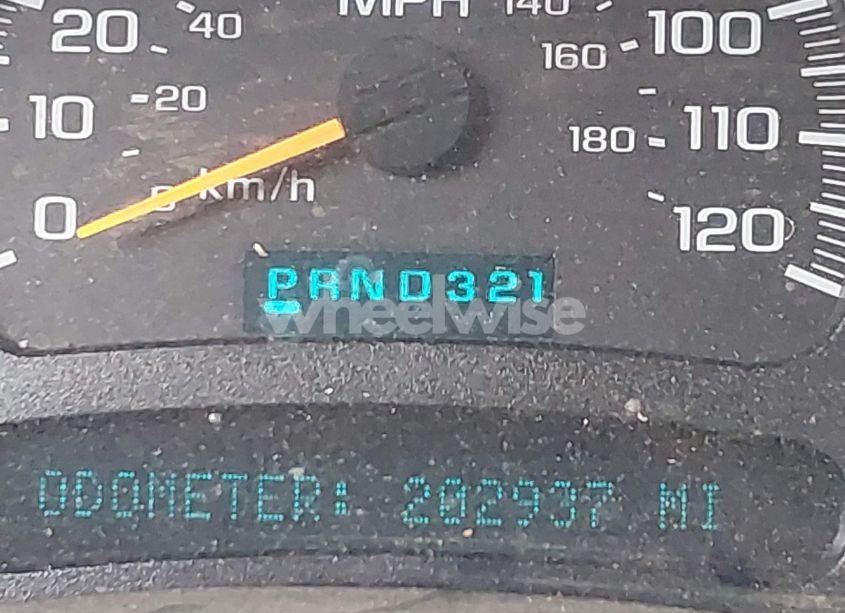 Photo 15 of 2004 Chevrolet Silverado 2500 LS (VIN 1GCGK23UX4F100628)