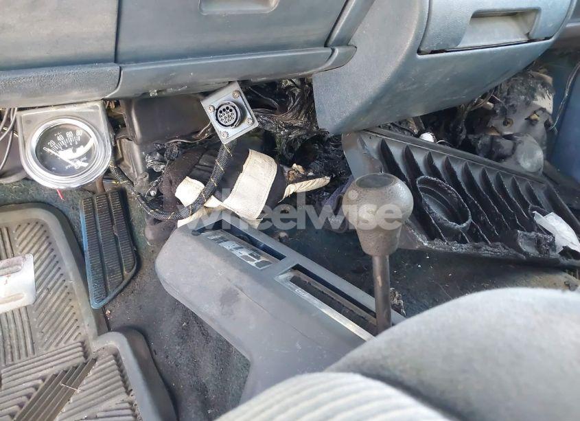 Photo 14 of 1990 Chevrolet Gmt-400 K2500 (VIN 1GCGK24J8LE227273)