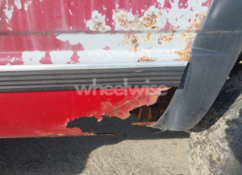 Photo 6 of 1990 Chevrolet Gmt-400 K2500 (VIN 1GCGK24K5LE117435)