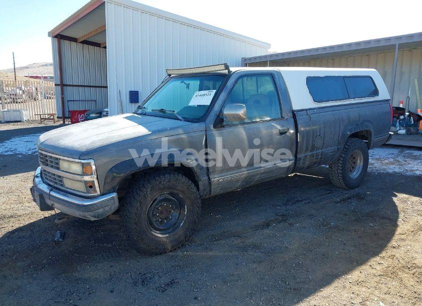 Photo 2 of 1992 Chevrolet Gmt-400 K2500 (VIN 1GCGK24K8NE114158)