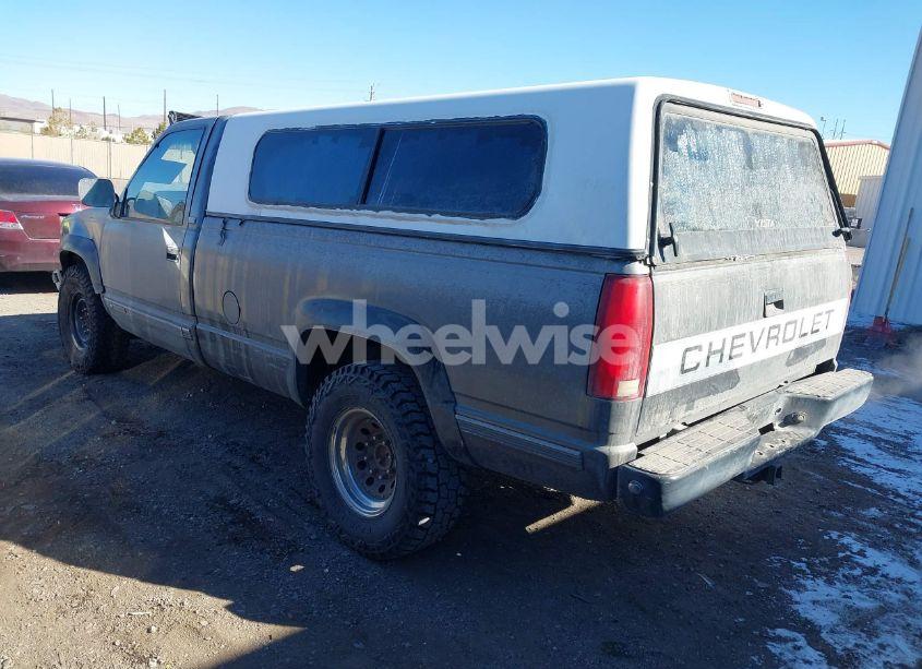 Photo 3 of 1992 Chevrolet Gmt-400 K2500 (VIN 1GCGK24K8NE114158)