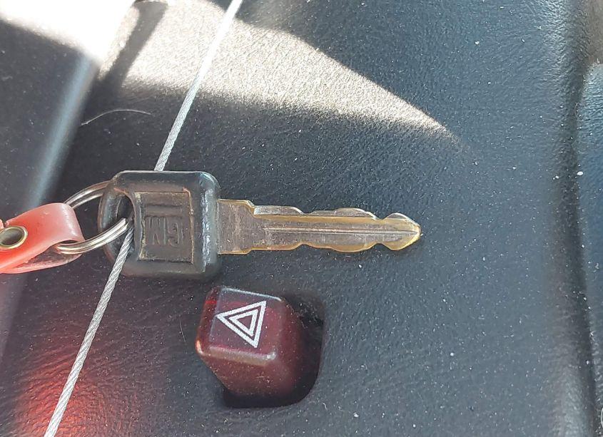 Photo 11 of 2000 Chevrolet K2500 (VIN 1GCGK24R5YR101054)