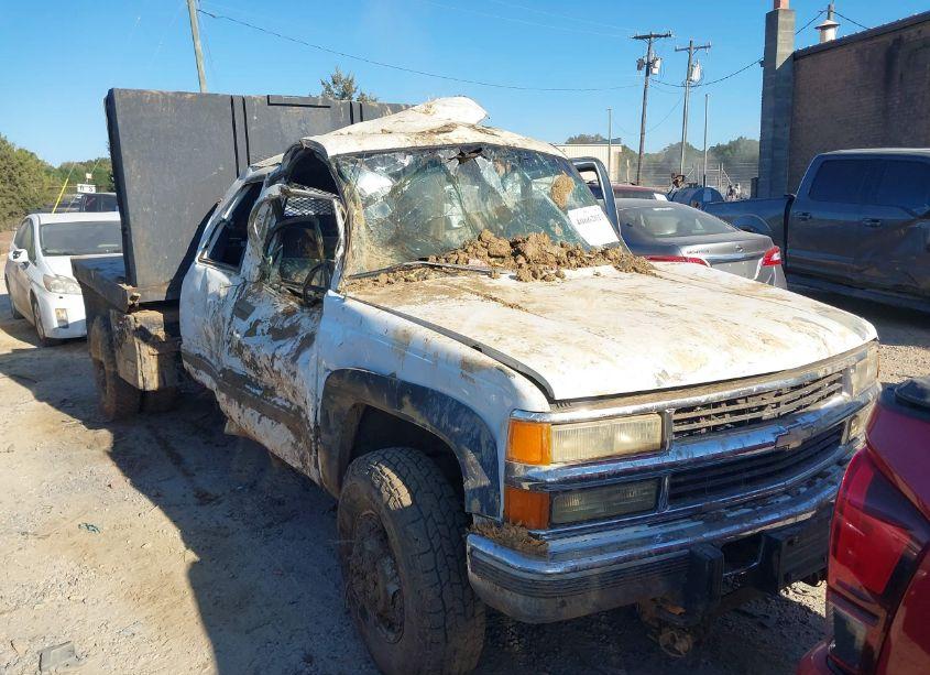 1998 Chevrolet K2500 FLEETSIDE (VIN 1GCGK29F3WE137733) main photo