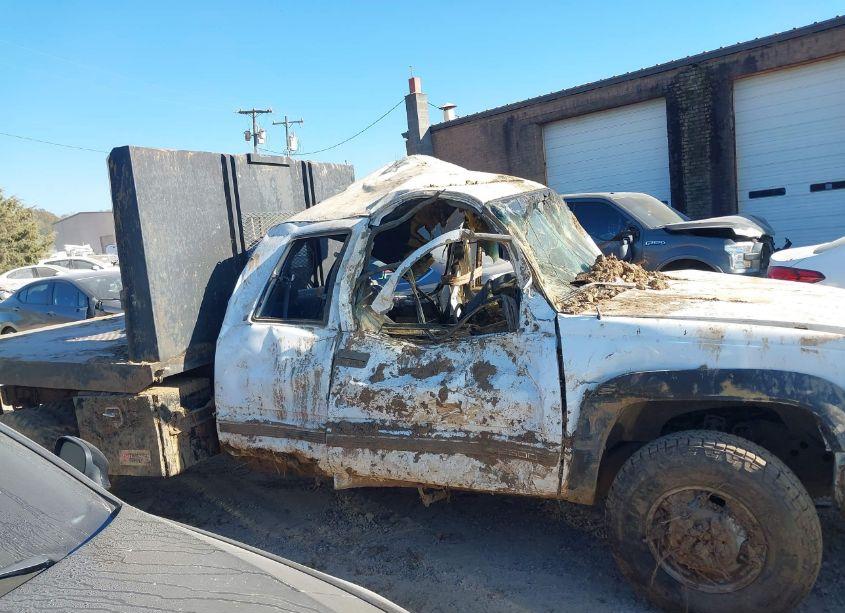 Photo 13 of 1998 Chevrolet K2500 FLEETSIDE (VIN 1GCGK29F3WE137733)