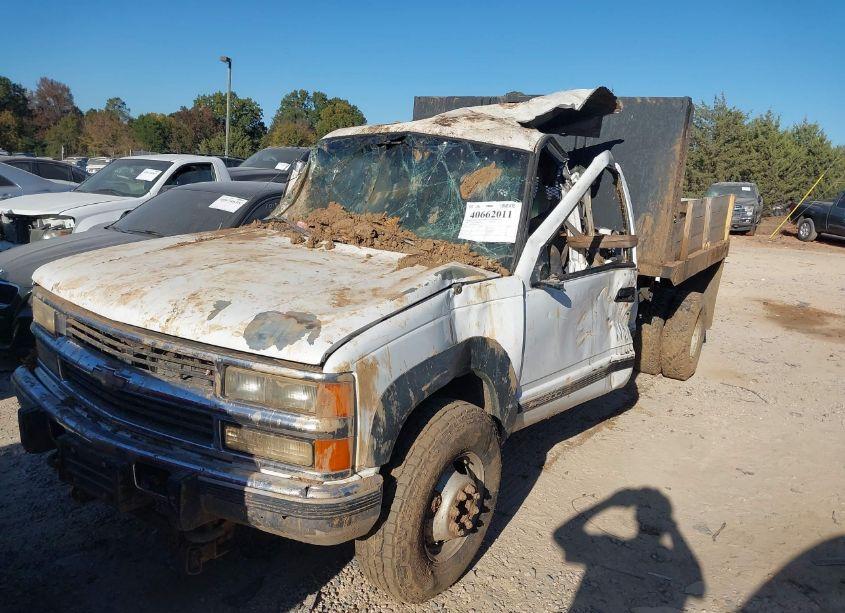 Photo 2 of 1998 Chevrolet K2500 FLEETSIDE (VIN 1GCGK29F3WE137733)
