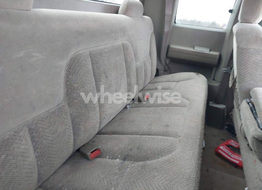 Photo 8 of 1997 Chevrolet Gmt-400 K2500 (VIN 1GCGK29J7VE147216)