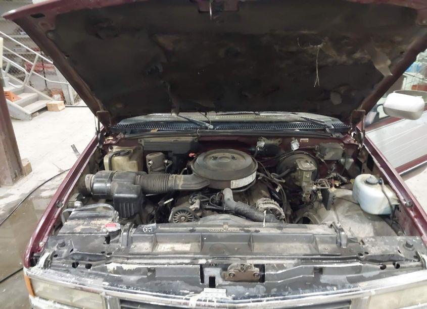 Photo 10 of 1994 Chevrolet Gmt-400 K2500 (VIN 1GCGK29N8RE267776)