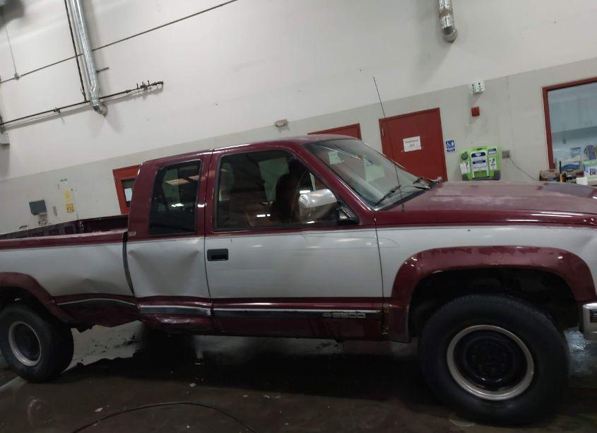 Photo 13 of 1994 Chevrolet Gmt-400 K2500 (VIN 1GCGK29N8RE267776)