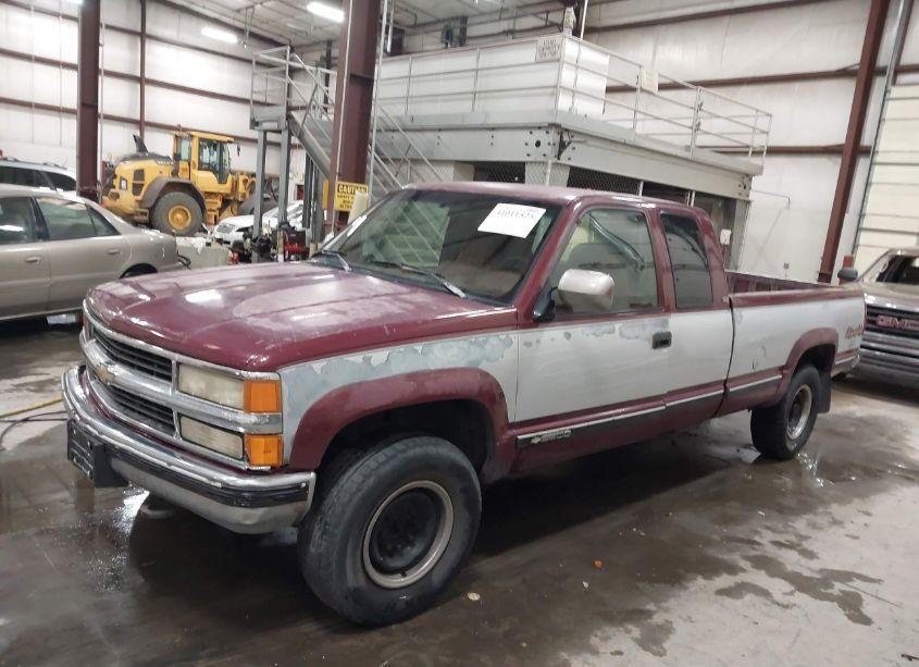 Photo 2 of 1994 Chevrolet Gmt-400 K2500 (VIN 1GCGK29N8RE267776)