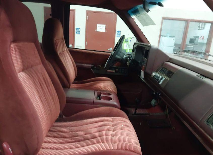 Photo 5 of 1994 Chevrolet Gmt-400 K2500 (VIN 1GCGK29N8RE267776)