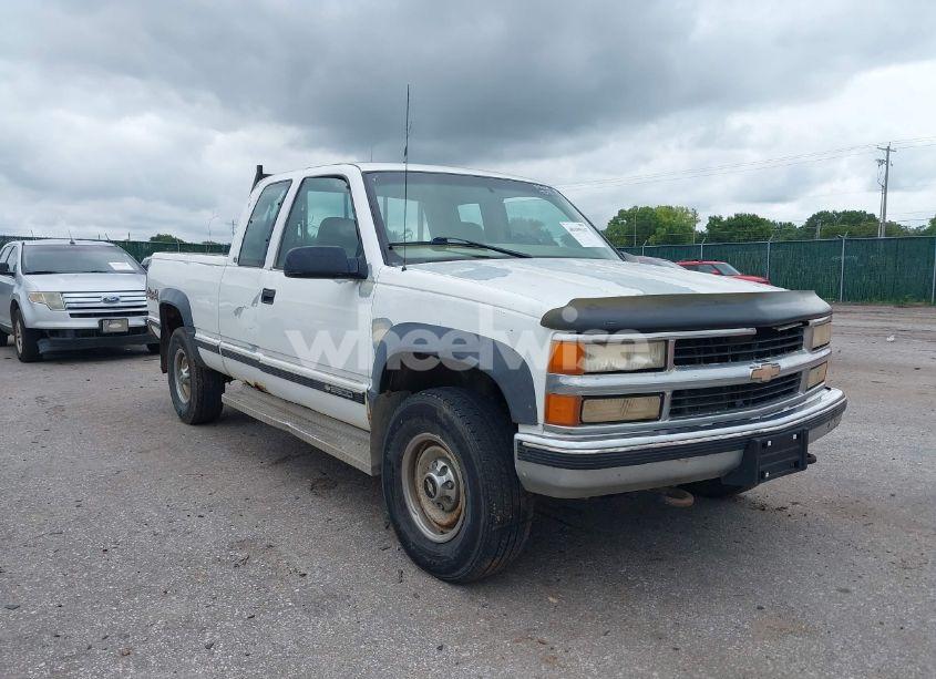 2000 Chevrolet K2500 (VIN 1GCGK29R1YF410210) main photo