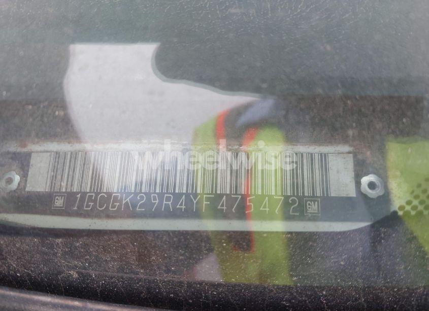 Photo 9 of 2000 Chevrolet K2500 (VIN 1GCGK29R4YF475472)