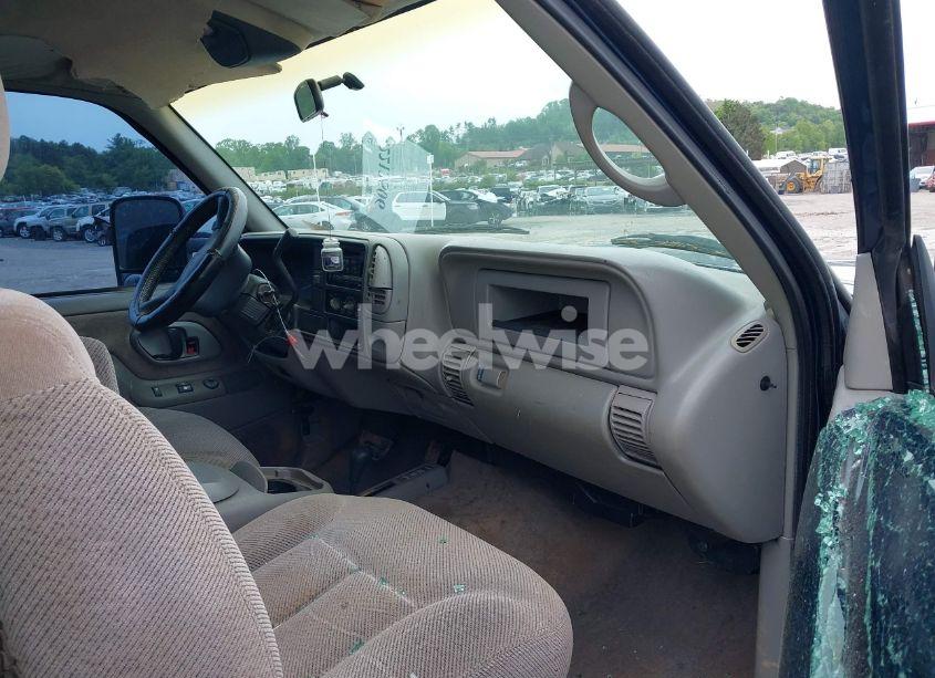 Photo 5 of 1998 Chevrolet K2500 FLEETSIDE (VIN 1GCGK29R6WE179646)