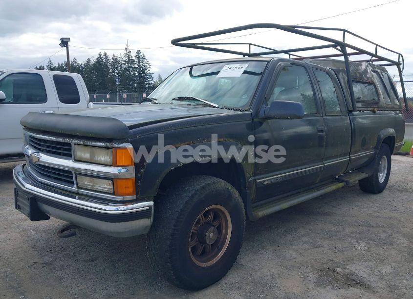 Photo 2 of 1996 Chevrolet Gmt-400 K2500 (VIN 1GCGK29R8TE265987)