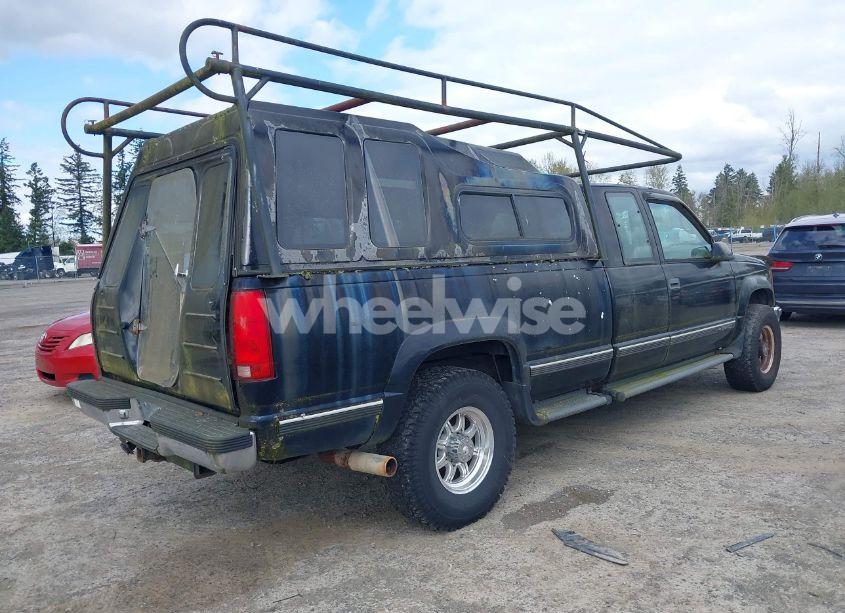 Photo 4 of 1996 Chevrolet Gmt-400 K2500 (VIN 1GCGK29R8TE265987)