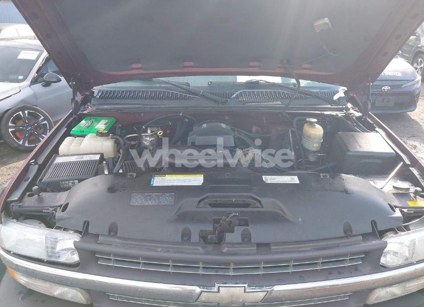 Photo 10 of 1999 Chevrolet Silverado 2500 LS (VIN 1GCGK29U0XZ177843)