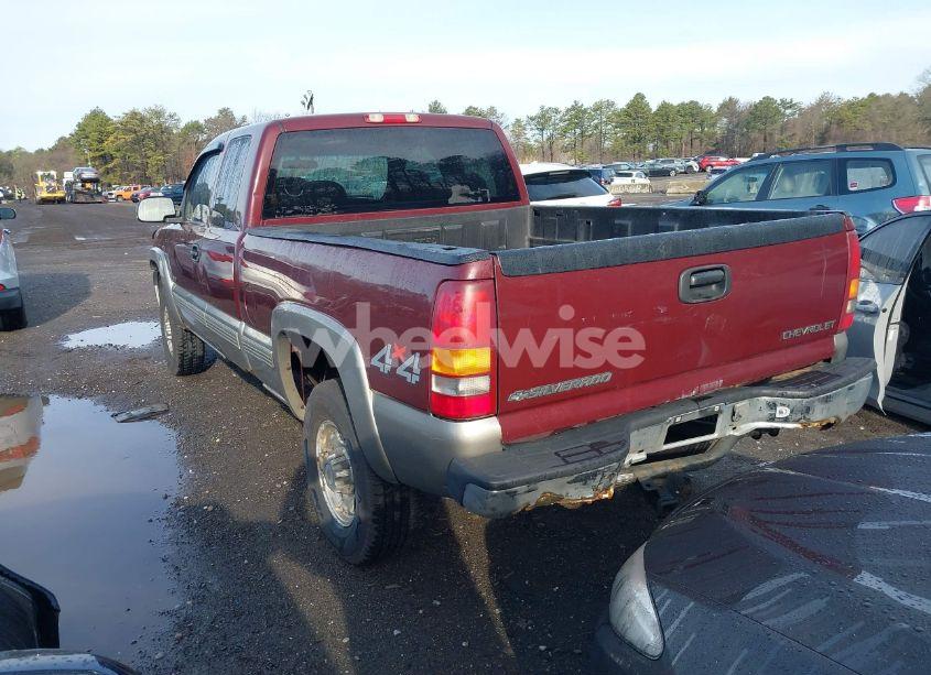 Photo 3 of 1999 Chevrolet Silverado 2500 LS (VIN 1GCGK29U0XZ177843)