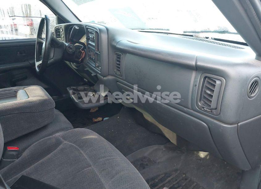 Photo 5 of 1999 Chevrolet Silverado 2500 LS (VIN 1GCGK29U0XZ177843)