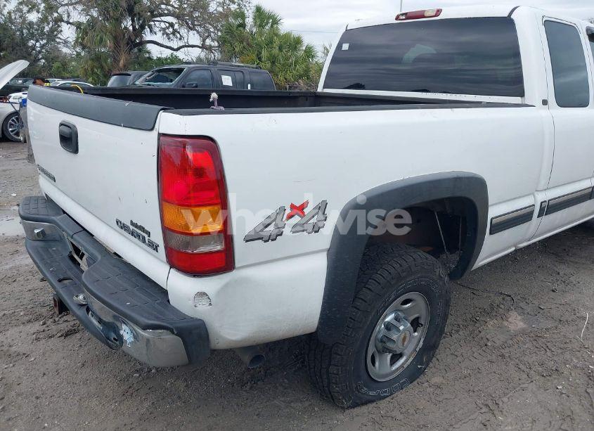 Photo 14 of 2000 Chevrolet Silverado 2500 LS (VIN 1GCGK29U0YE421788)