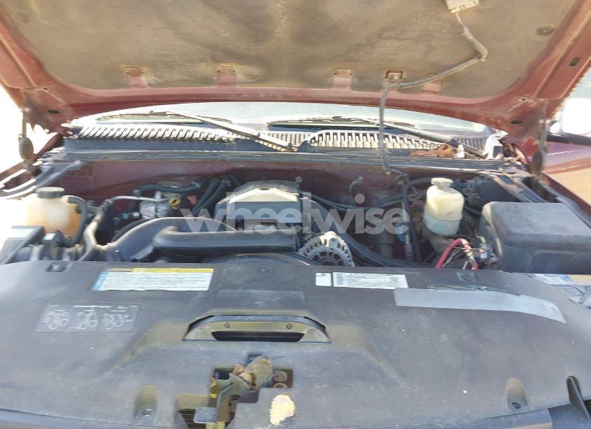 Photo 10 of 1999 Chevrolet Silverado 2500 LS (VIN 1GCGK29U1XZ151610)