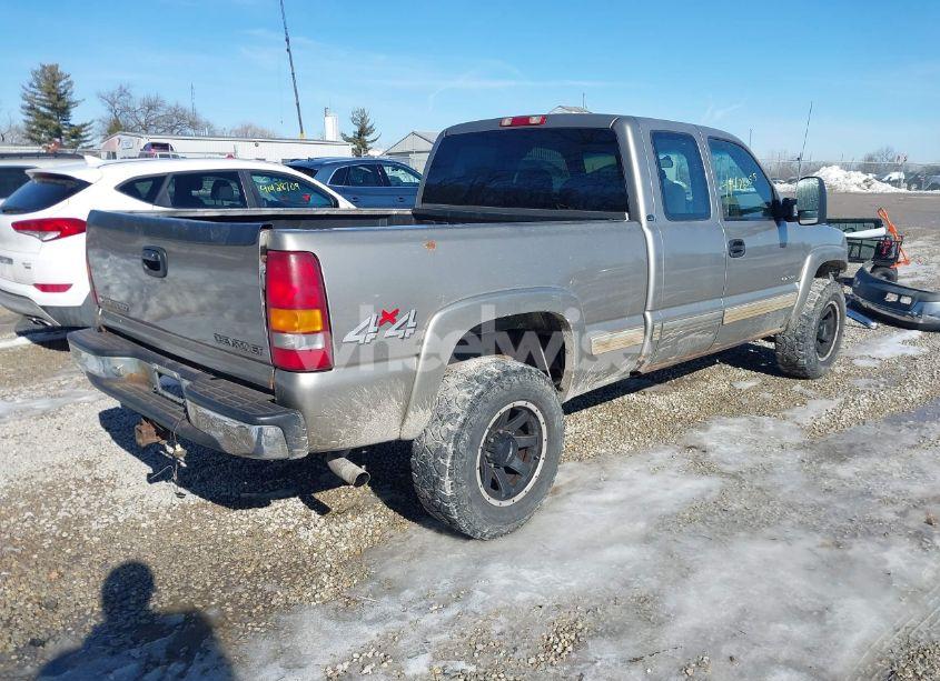 Photo 4 of 2001 Chevrolet Silverado 2500 LS (VIN 1GCGK29U21Z121197)