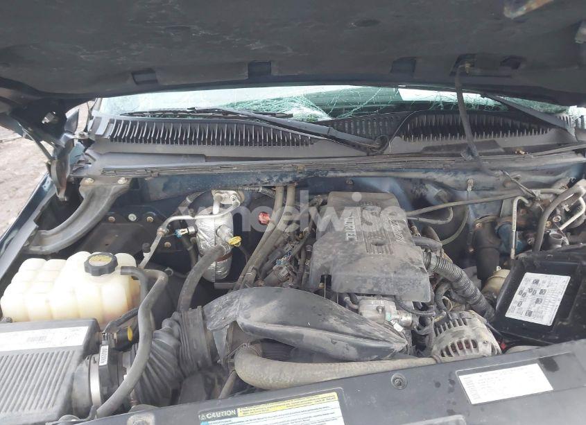 Photo 10 of 2000 Chevrolet Silverado 2500 LS (VIN 1GCGK29U2YE227795)