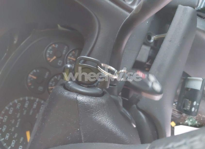 Photo 11 of 2000 Chevrolet Silverado 2500 LS (VIN 1GCGK29U2YE227795)