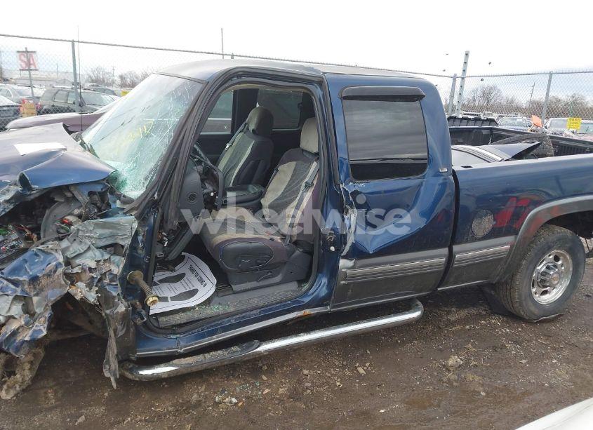 Photo 15 of 2000 Chevrolet Silverado 2500 LS (VIN 1GCGK29U2YE227795)