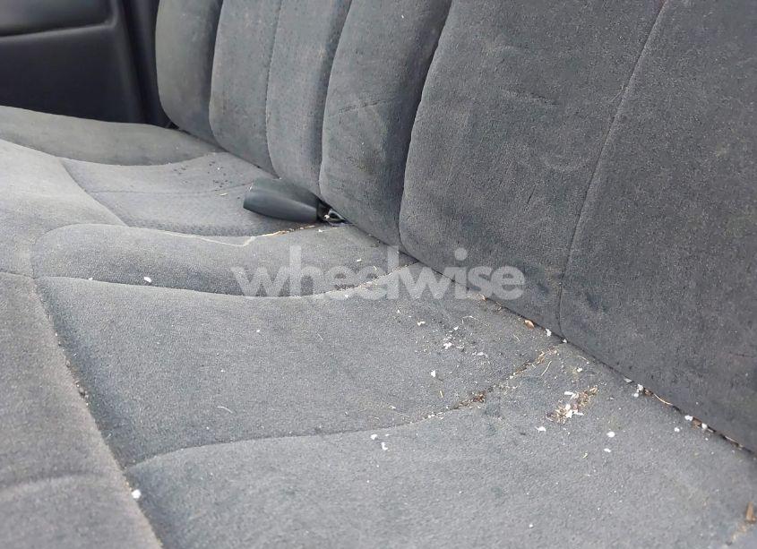 Photo 12 of 2000 Chevrolet Silverado 2500 LS (VIN 1GCGK29U3YE159782)