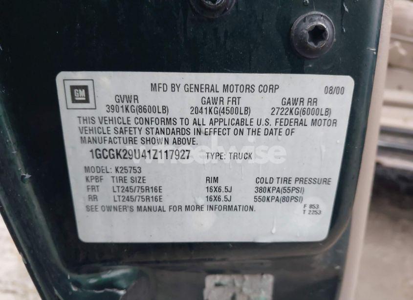 Photo 9 of 2001 Chevrolet Silverado 2500 LS (VIN 1GCGK29U41Z117927)