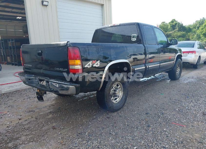 Photo 4 of 2002 Chevrolet Silverado 2500 LT (VIN 1GCGK29U42Z195447)
