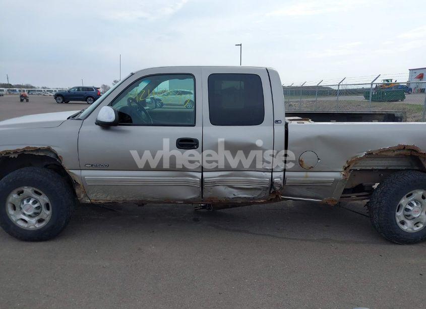 Photo 15 of 2000 Chevrolet Silverado 2500 LS (VIN 1GCGK29U4YE309544)