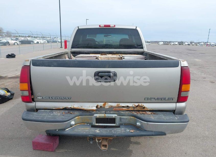 Photo 17 of 2000 Chevrolet Silverado 2500 LS (VIN 1GCGK29U4YE309544)