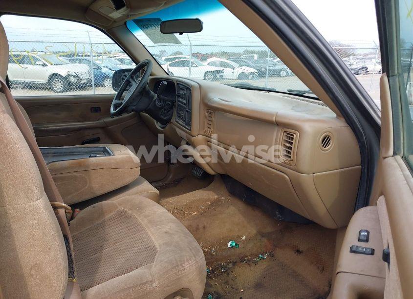 Photo 5 of 2000 Chevrolet Silverado 2500 LS (VIN 1GCGK29U4YE309544)