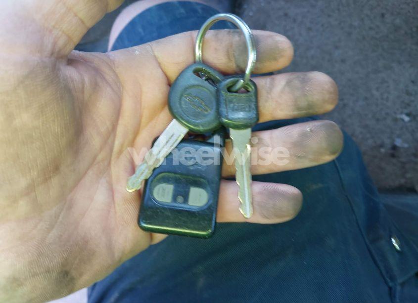 Photo 11 of 2000 Chevrolet Silverado 2500 LS (VIN 1GCGK29U5YE380137)