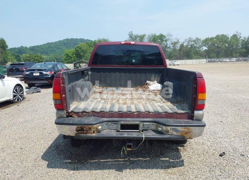 Photo 17 of 2001 Chevrolet Silverado 2500 LS (VIN 1GCGK29U81Z111676)