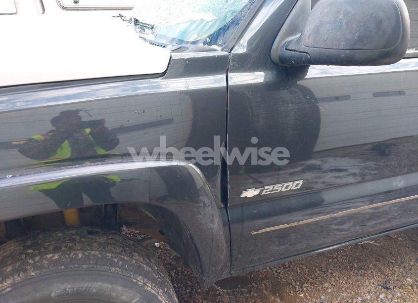 Photo 13 of 2003 Chevrolet Silverado 2500 LS (VIN 1GCGK29U93Z260441)