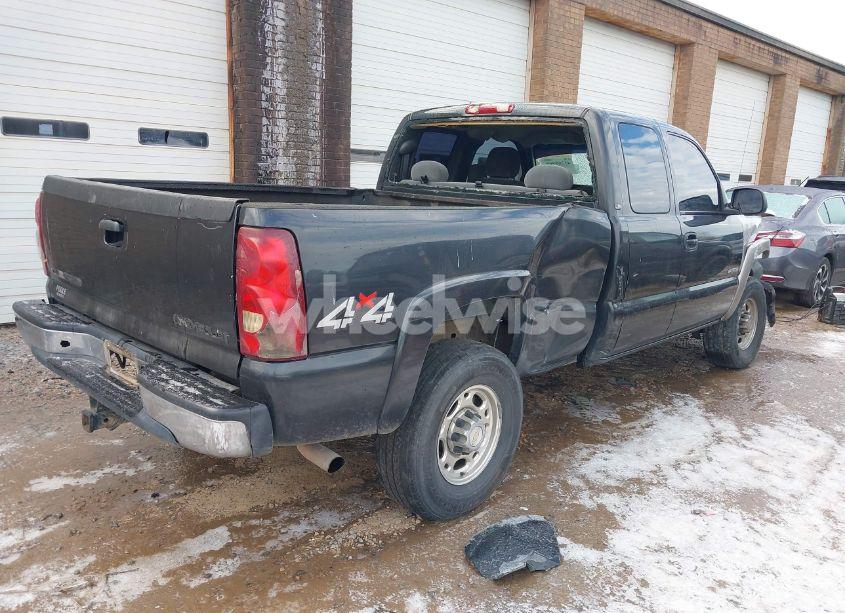 Photo 4 of 2003 Chevrolet Silverado 2500 LS (VIN 1GCGK29U93Z260441)